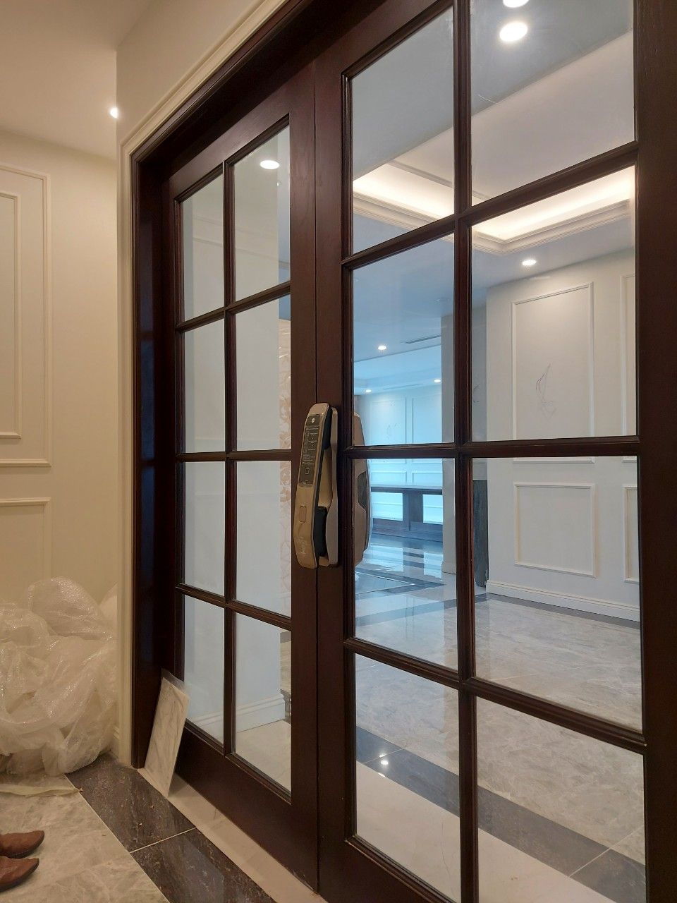 View - Khóa điện tử YALE YMI70A_BS70RG Push & Pull Backset 70mm