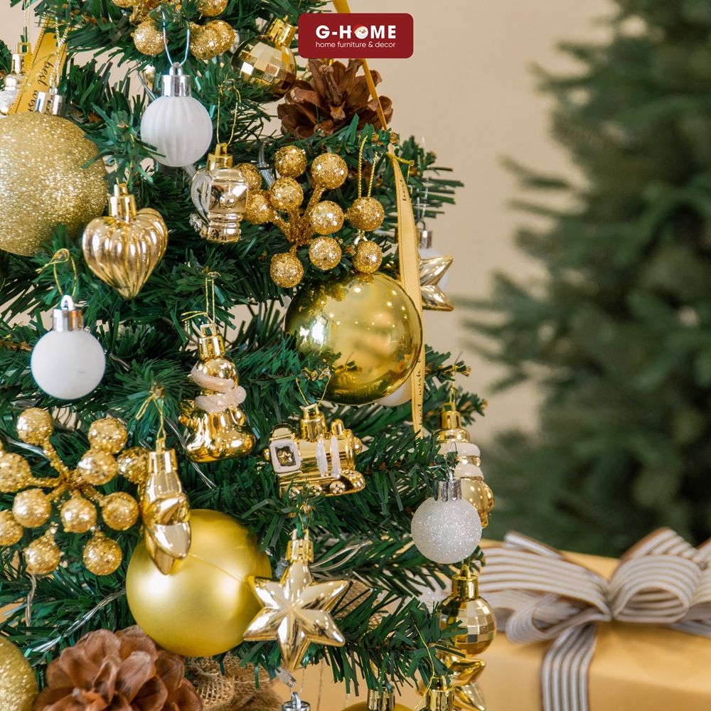 Cây thông to trang trí Noel cao 1m8-2m1 cây thông xanh tán rộng chất PVC  cao cấp decor phòng khách, văn phòng CT22 M3