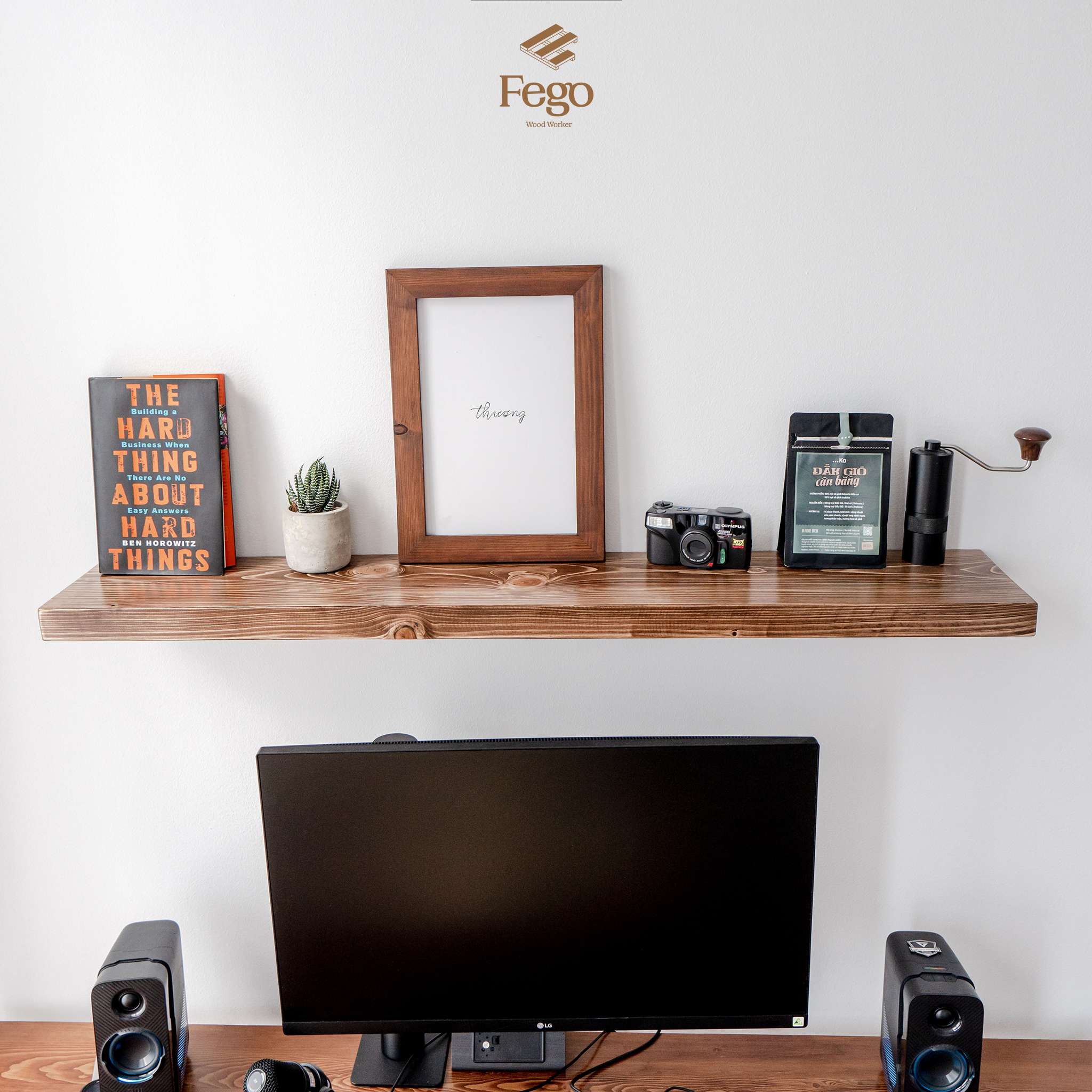 Kệ âm gắn tường gỗ thông tự nhiên màu nâu rustic FEGO đa năng decor phòng làm việc, phòng ngủ size 80-100-120cm